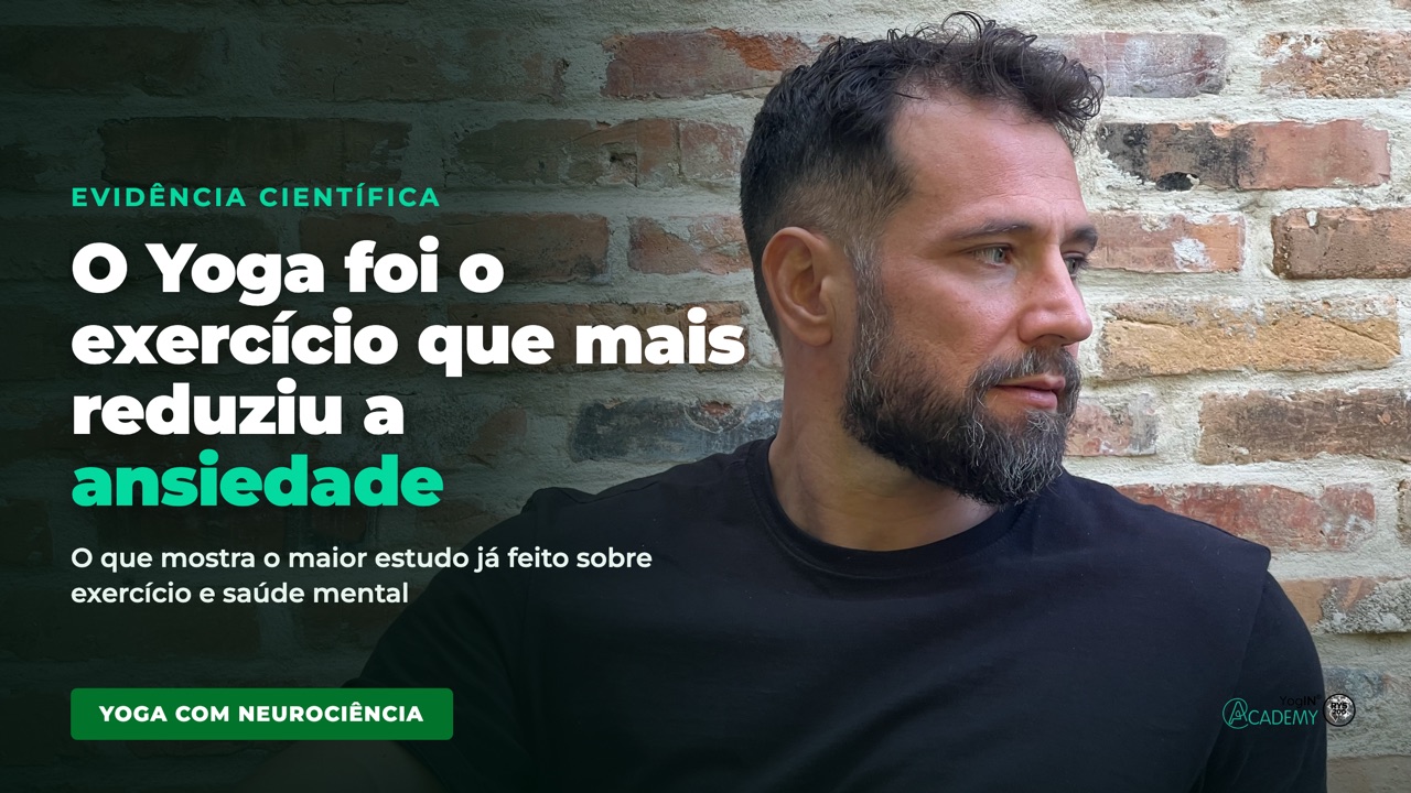 Daniel De Nardi em Postura de Yoga, ilustrando estudo sobre Yoga e ansiedade